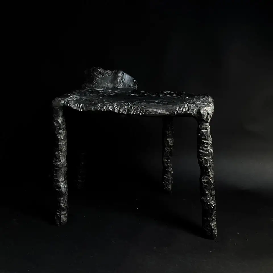 Banc sculpté Caduc, Christophe Boulanger